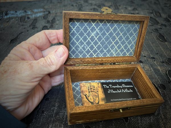 Arca-B spirit message box