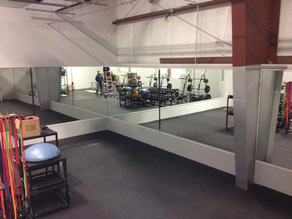 Gym Mirror Wall