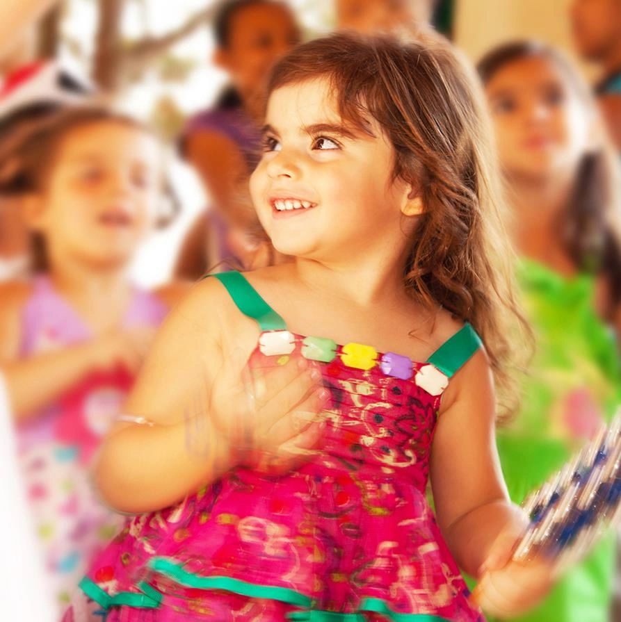 Lively toddler dance, music and movement classes for children