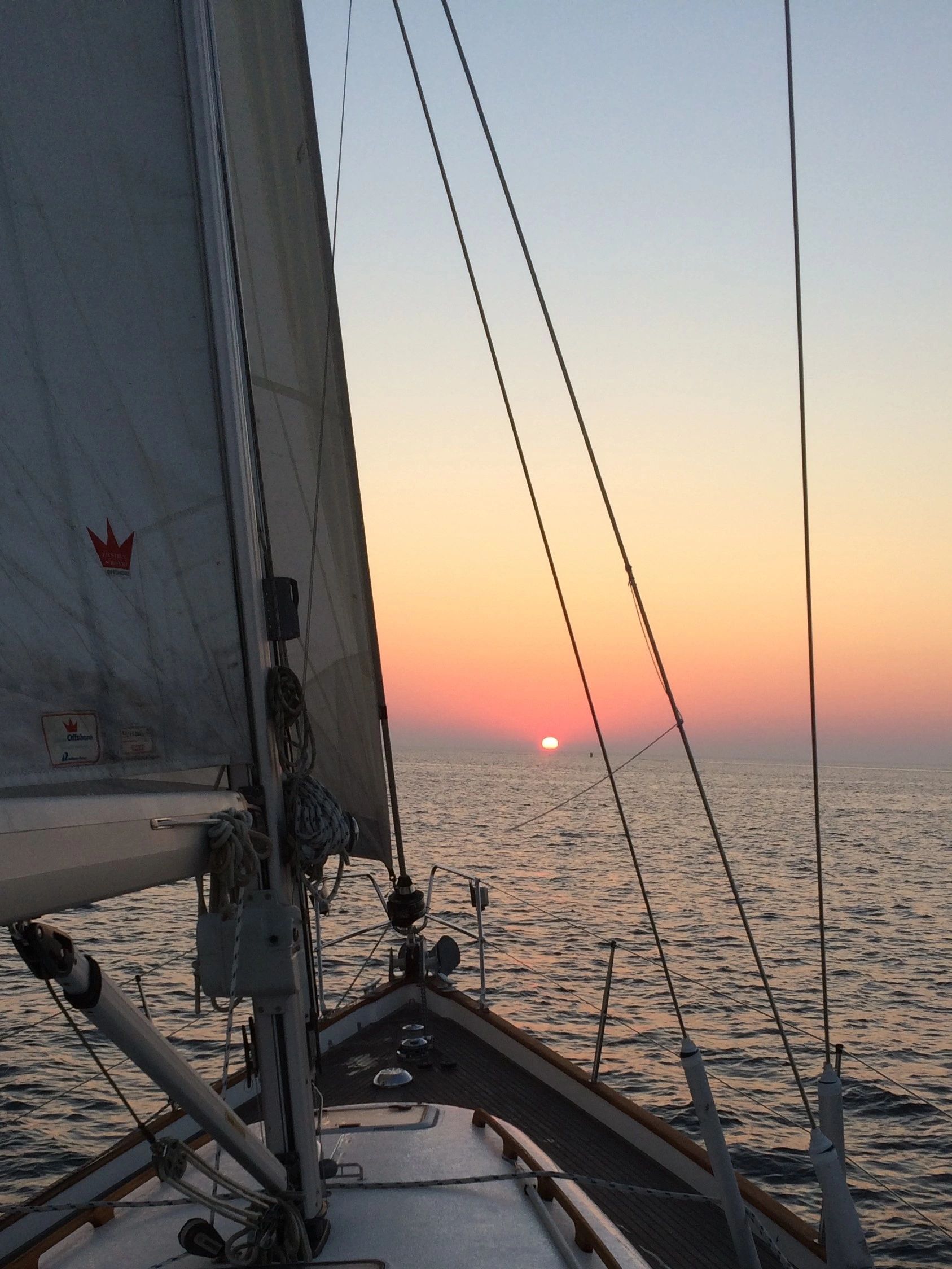 Broad Reach Sailing Home