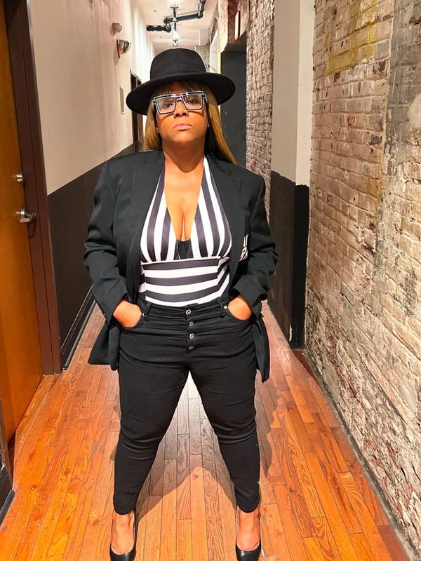 Fiyachick is the Ceo of Airitoutradio. Host for 20 years and counting. Artist, Pr, and manager.