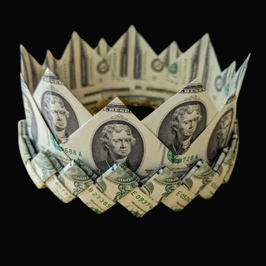 With its woven base and two full tiers of bills, this crown creates a rich, regal look that truly st