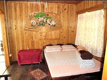 Homestays In Kolakham Hotels