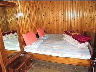 Homestays In Kolakham Hotels