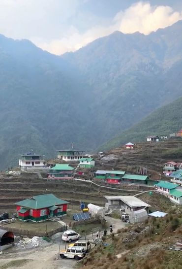 Zuluk Homestays Hotels Resort Tour Altitude Prices Contact Number