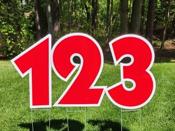 large red numbers used for triangle yard cards