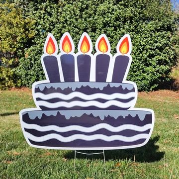 Black and white cake with 5 candles happy birthday yard card greeting sign Apex NC