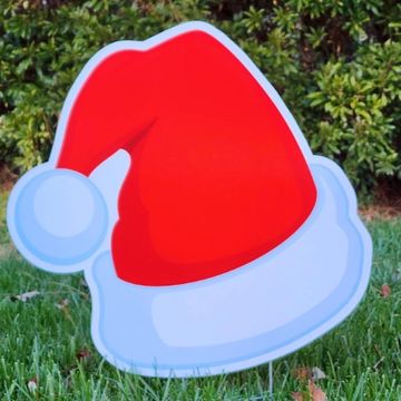 Big Santa hat used in Triangle Yard Cards Holiday yard card greeting sign