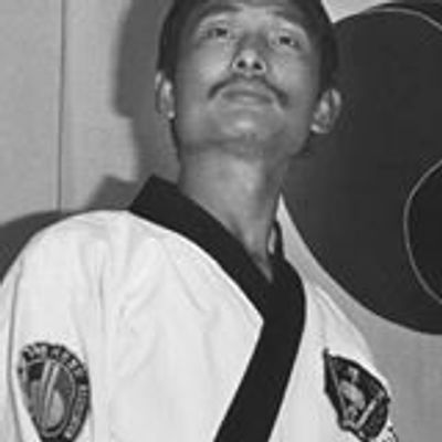 Grandmaster Lee H. Park adult Taekwondo teacher