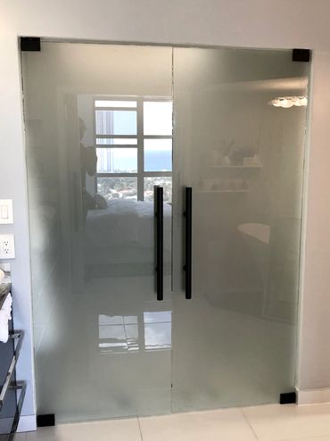 Glass, Mirror, Backsplash, Shower Doors, Cabiter Doors, Mirrored Walls