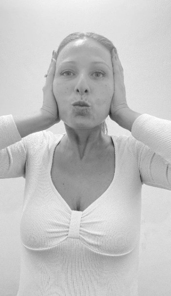 The Kiss Pose with Hands