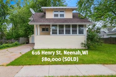 Small beige house at 616 Henry St., Neenah, sold for $80,000.