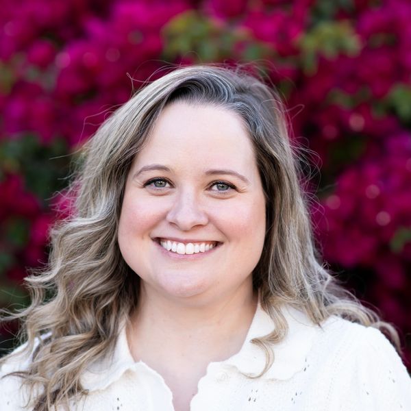 Taylor Hale, LAC — child and teen therapist, The Healing Effect Phoenix AZ
