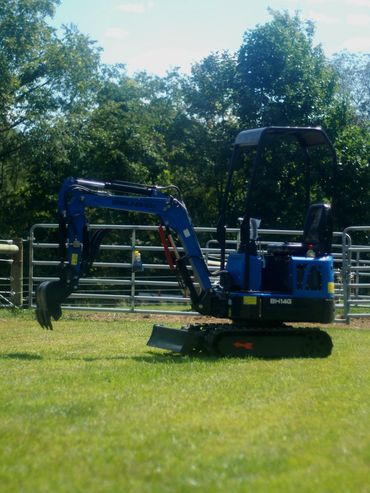 Groundhog BH14G Mini Excavator