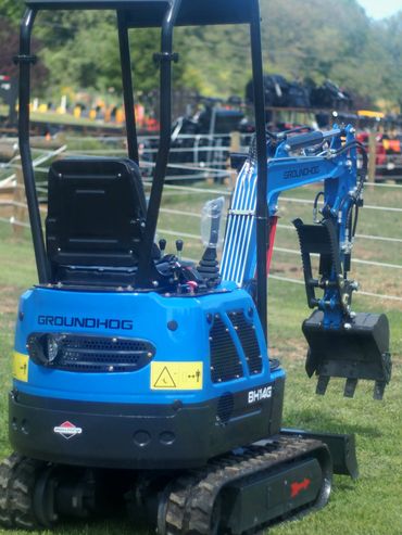 Groundhog BH14G Mini Excavator