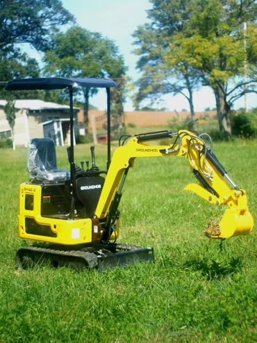 Groundhog BH14G-2 Mini Excavator