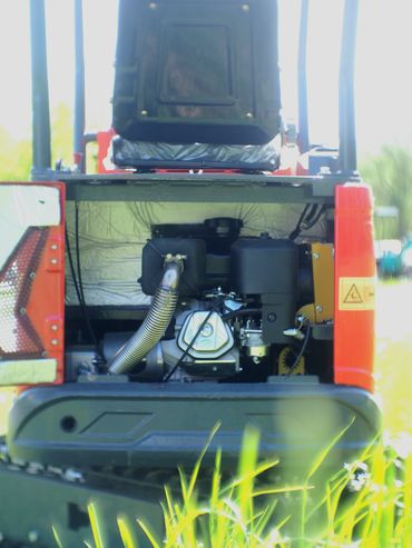 Groundhog BH14G PRO Mini Excavator