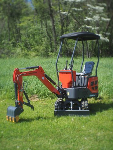 Groundhog BH14G PRO Mini Excavator
