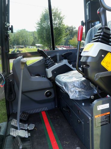 Groundhog BH40D-2 Mini Excavator