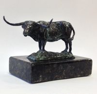 Texas Spirit
miniature Bronze Longhorn