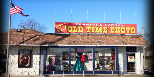 Branson Largest old time photo studio! Branson fun for the whole family. 3000+ square feet!