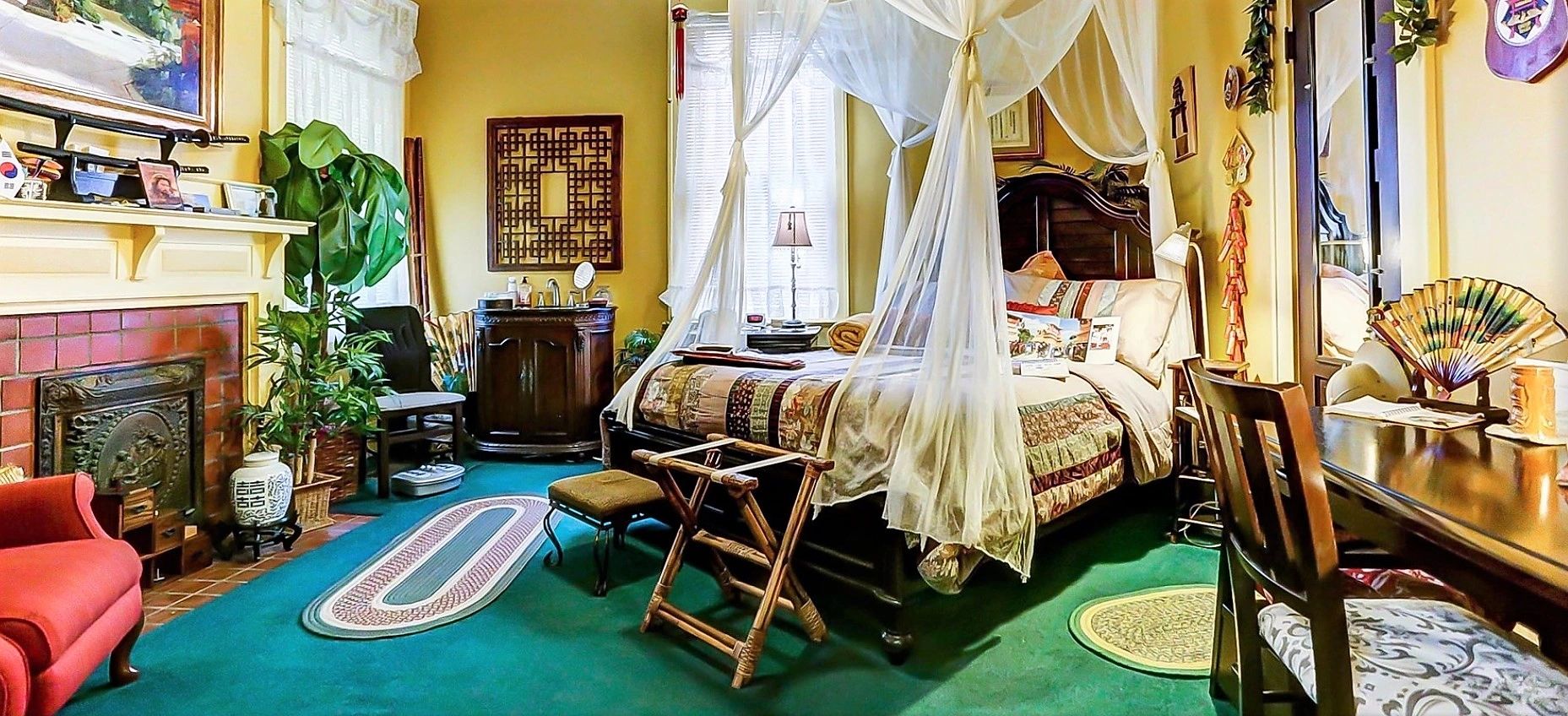 The Magnificent Polynesian Room.
