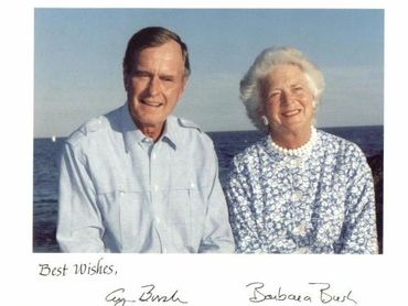 President HW Bush and first lady Barbara Bush.