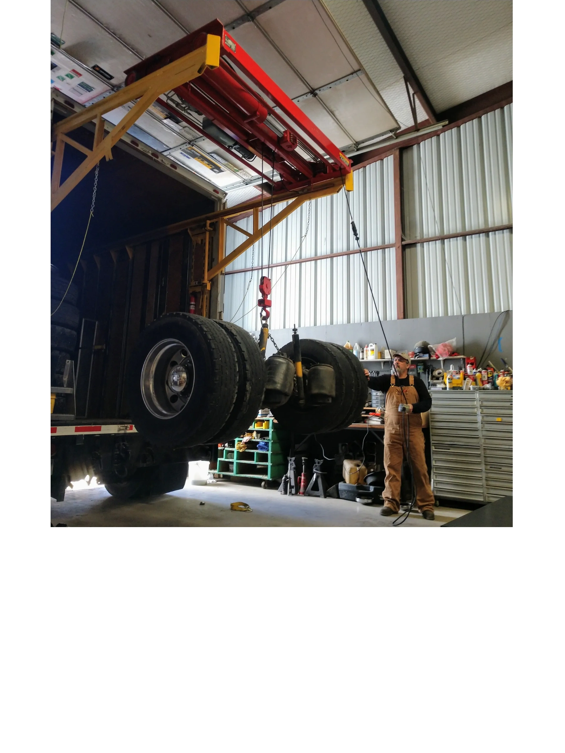 delivery, same day service, transportation of commercial truck parts