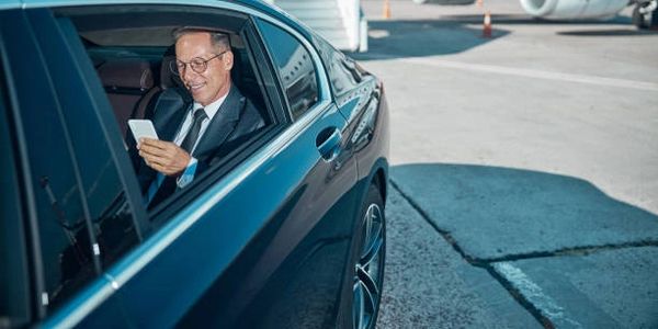 Houston Executive Car Service Highlights by Soana's Limousine