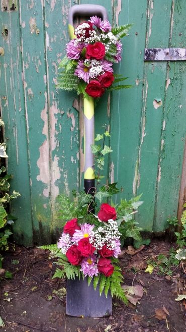 Garden spade funeral and sympathy flowers york 