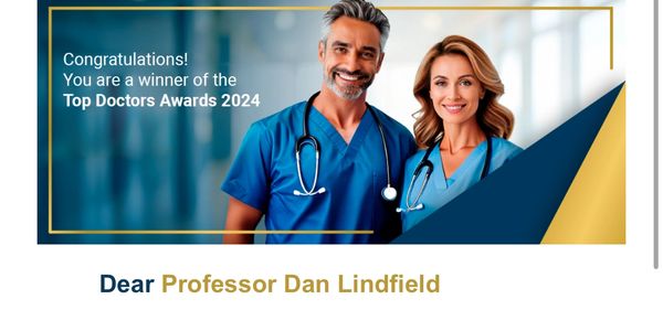 Prof Dan Lindfield TopDoctors award prize winner