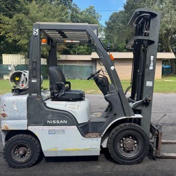 Nissan forklift, Pneumatic forklift, out door forklift, forklift for sale, used forklift