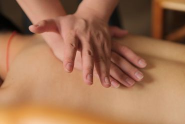 Massage for aching muscles and back pain