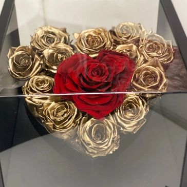 Roses in a box in Chicago IL