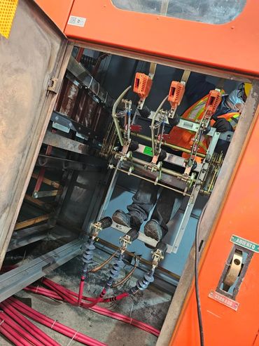 subestación, mantenimiento eléctrico, limpieza, cuchillas