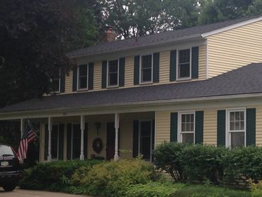 Northeastern Ohio roofing contractor offering complete window services