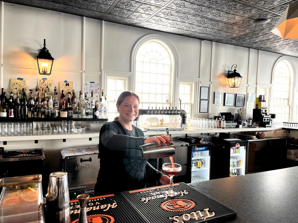 Craft Cocktails, Draft Beer, Fine Wines