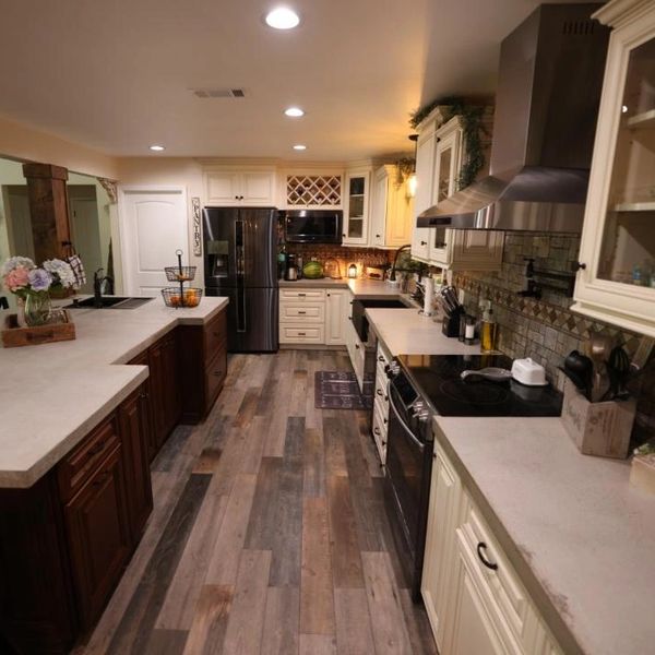 The home kitchen where Piggy Dipper Cake Pops handcrafted treats are prepared in Central Arkansas.