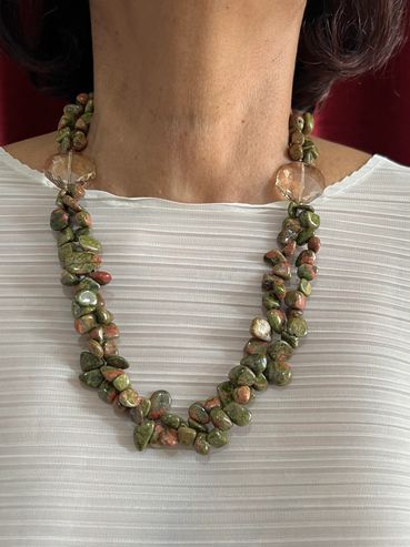 Handmade necklace with Unakite nuggets and Shell shaped Crystal glass.