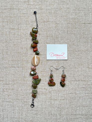Handmade bracelet with Mother of Pearl and Unakite with Earrings.