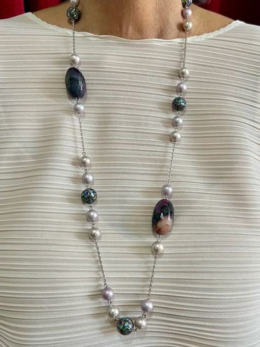 Handmade necklace with oval purple Agate, lilac/grey Shell Pearls and round faceted Mosaic Shell.