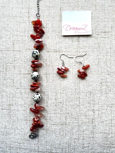 Handmade bracelet
Red Chalcedony
Jasper