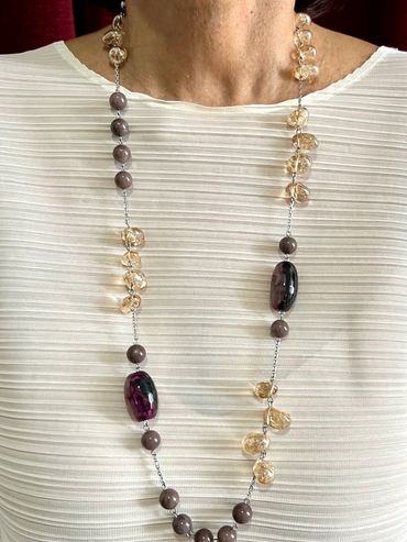 Handmade necklace
Agate
Crystal Quartz