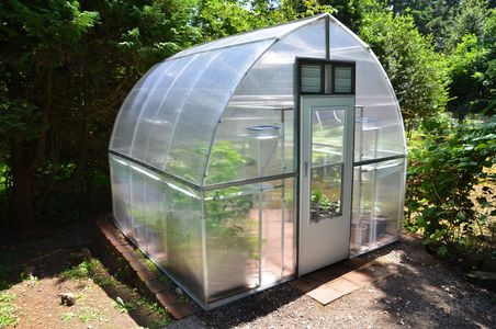 Hydrocopia AutoFarms Metropolitan ed and AutoTenders for Organic Grow & Irrigation System Greenhouse