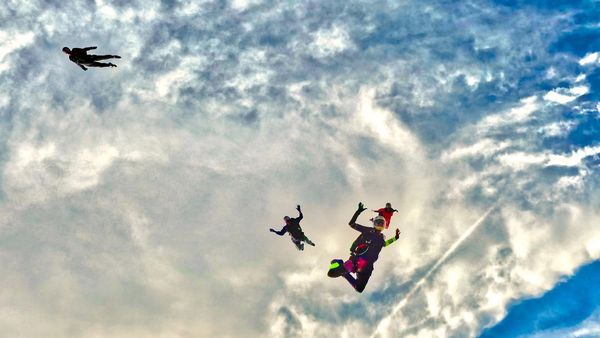 skydiving near Saint Louis Missouri