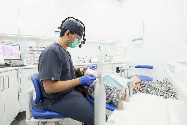 Dr Terry Pu treating patient at Platypus Dental