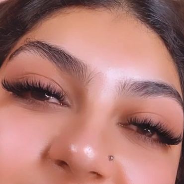 Lash Extension Classic Hybrid & Russo