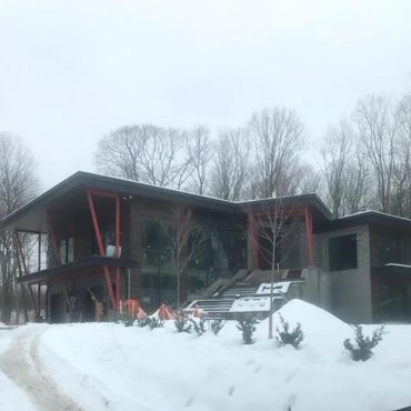 Custom Built commercial office. Construction Planning and project management. Luxury office space.