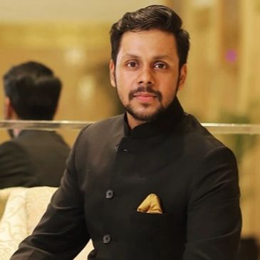 Ashish Garg, working partner Krishna trading company 4070 naya bazar