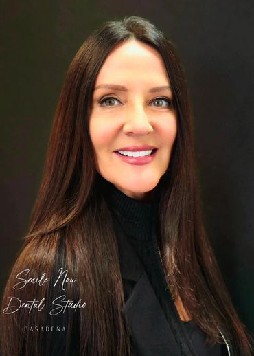 Complete smile makeover using custom porcelain veneers in Pasadena for a natural, bright result.